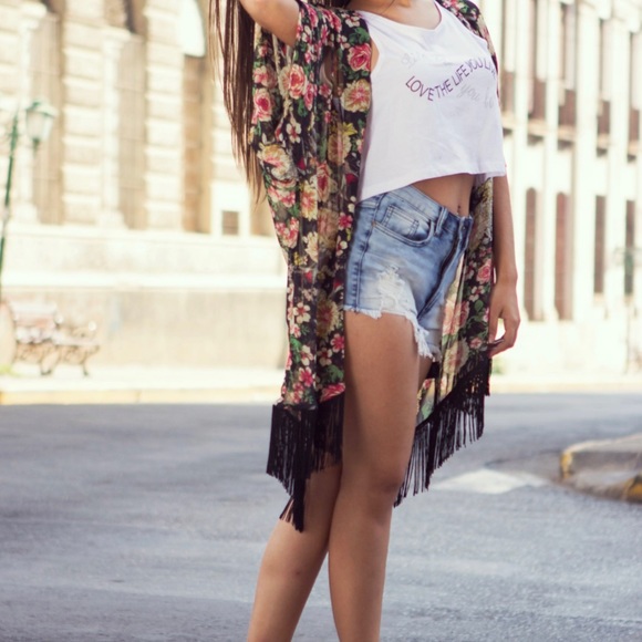 Mauve by Anthropologie Floral Fringe Kimono - Picture 2 of 9